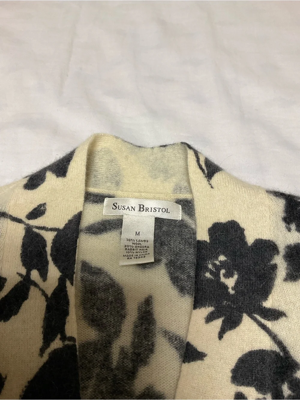 Vintage Susan Bristol Graphic Floral Cardigan Size M